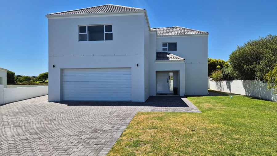 3 Bedroom Property for Sale in Country Club Western Cape